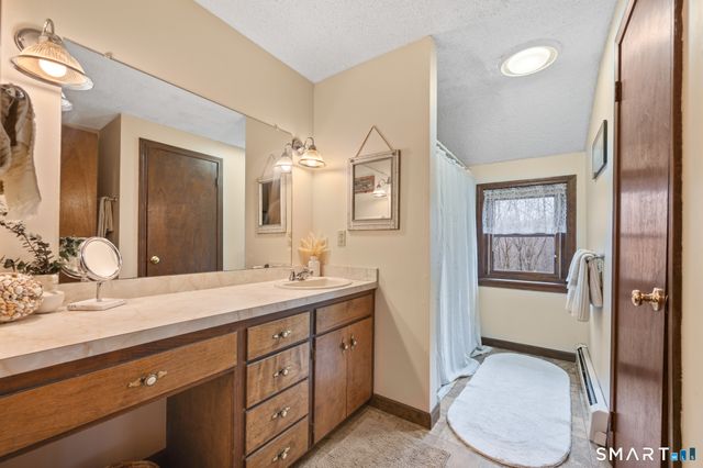 31 Uncas Drive, Hebron, CT 06231