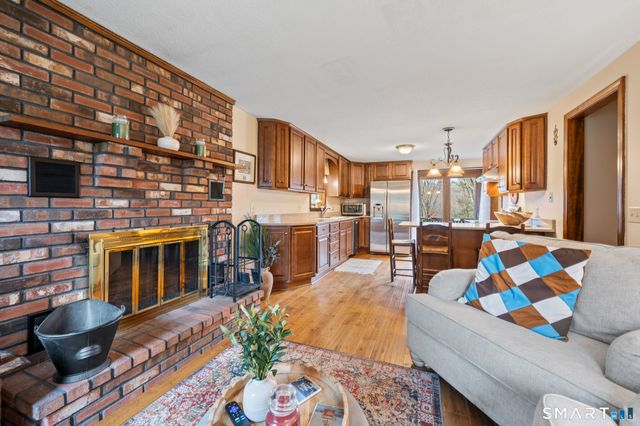 31 Uncas Drive, Hebron, CT 06231