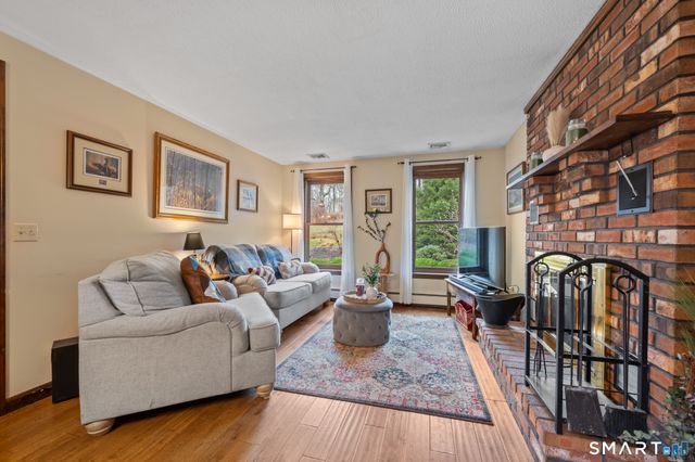 31 Uncas Drive, Hebron, CT 06231