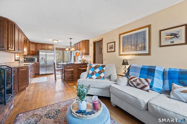 31 Uncas Drive, Hebron, CT 06231