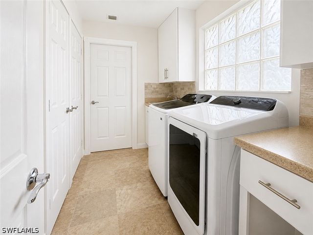 28869 Vermillion LN, Bonita Springs, FL 34135