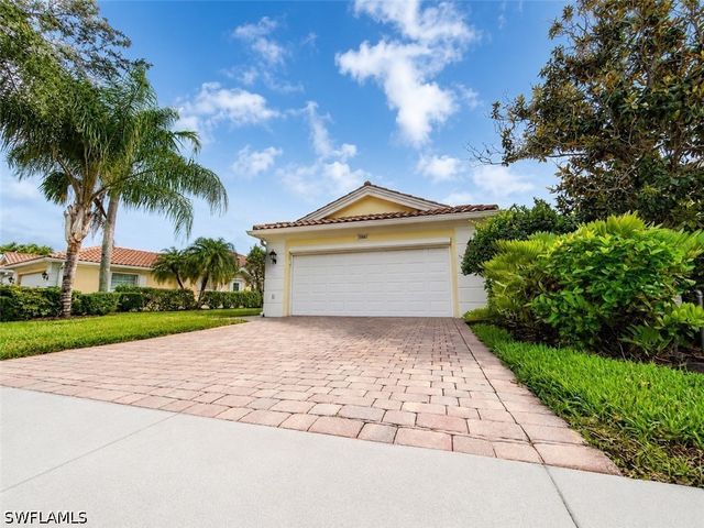 28869 Vermillion LN, Bonita Springs, FL 34135