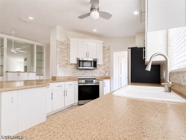 28869 Vermillion LN, Bonita Springs, FL 34135