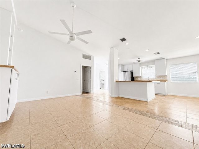 28869 Vermillion LN, Bonita Springs, FL 34135