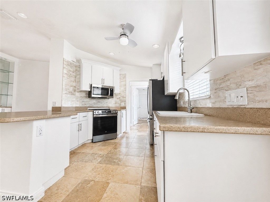 28869 Vermillion LN, Bonita Springs, FL 34135