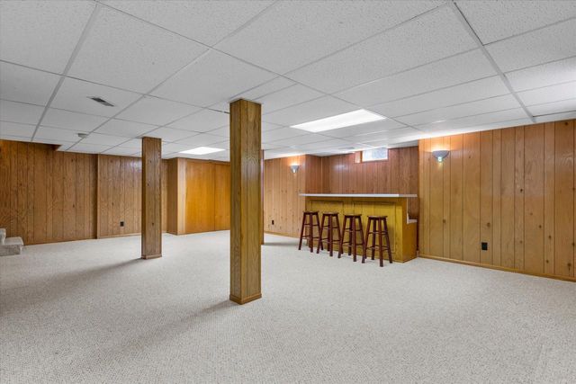 18525 Brookridge DRIVE, Brookfield, WI 53045