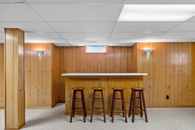18525 Brookridge DRIVE, Brookfield, WI 53045
