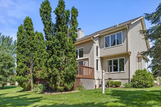 18525 Brookridge DRIVE, Brookfield, WI 53045