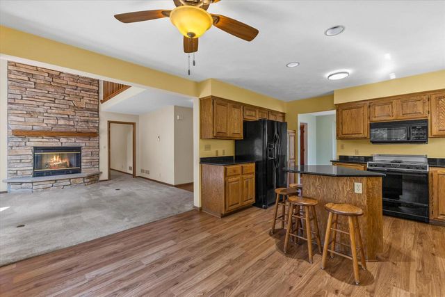 18525 Brookridge DRIVE, Brookfield, WI 53045