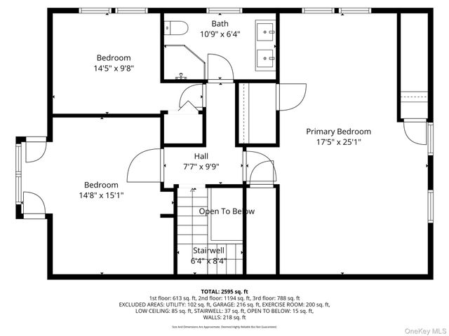 8 Noel Place, Smithtown, NY 11787