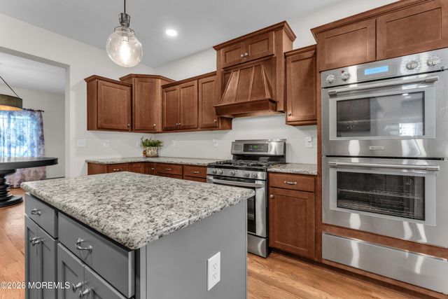 83 Center Avenue, Atlantic Highlands, NJ 07716