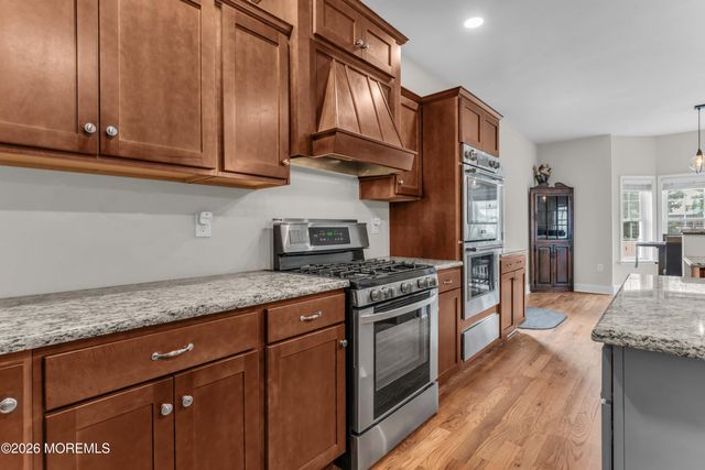 83 Center Avenue, Atlantic Highlands, NJ 07716