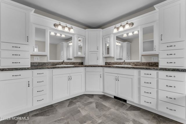 83 Center Avenue, Atlantic Highlands, NJ 07716