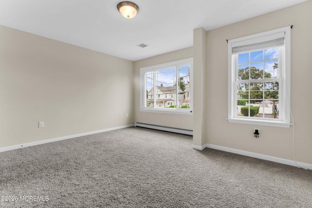 83 Center Avenue, Atlantic Highlands, NJ 07716