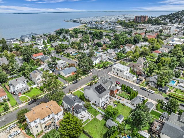 83 Center Avenue, Atlantic Highlands, NJ 07716