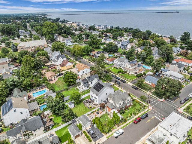 83 Center Avenue, Atlantic Highlands, NJ 07716