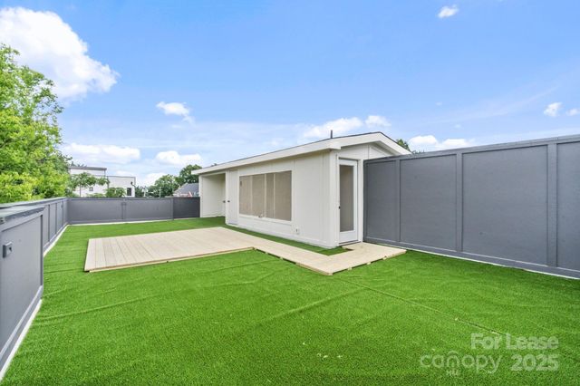 129 French Street B, Charlotte, NC 28216