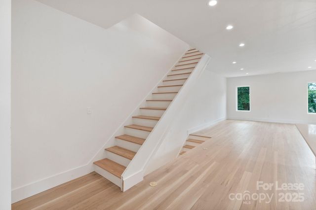 129 French Street B, Charlotte, NC 28216