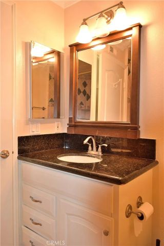 16 Creekwood, Irvine, CA 92604