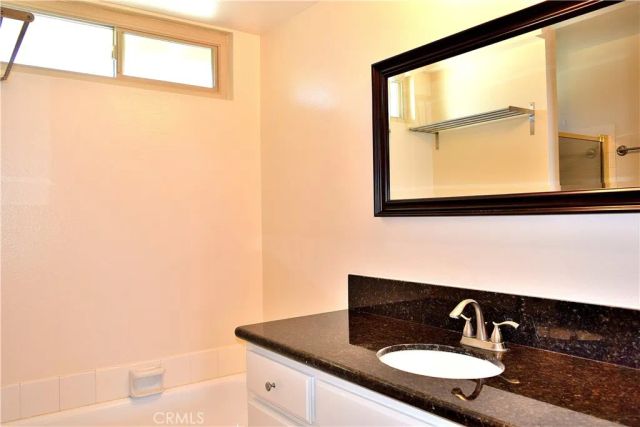 16 Creekwood, Irvine, CA 92604