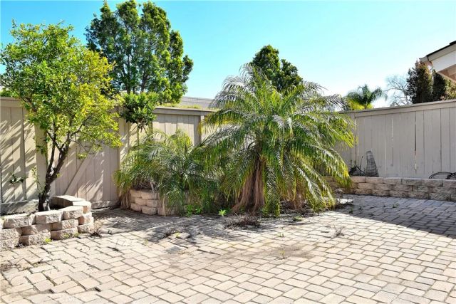 16 Creekwood, Irvine, CA 92604