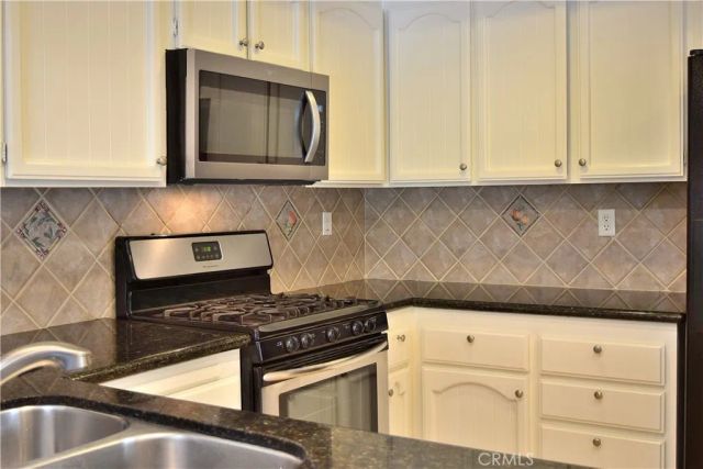16 Creekwood, Irvine, CA 92604