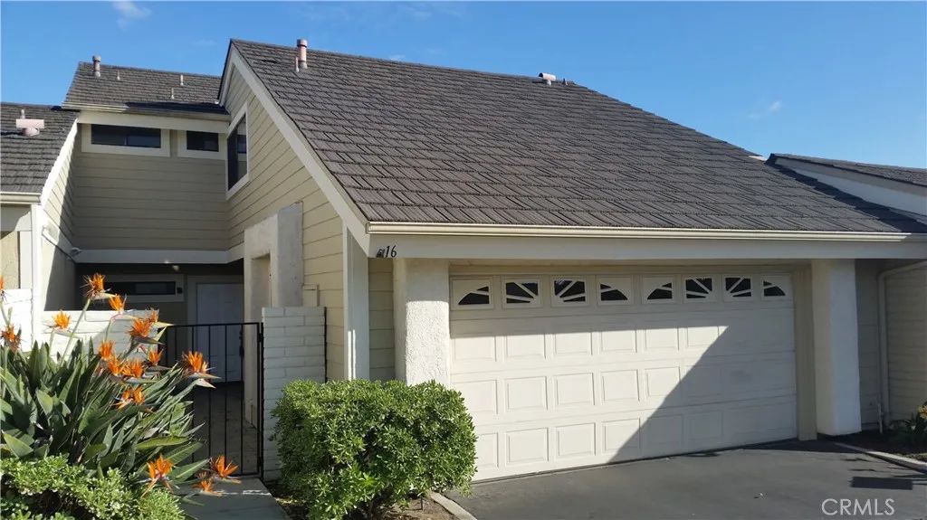 16 Creekwood, Irvine, CA 92604