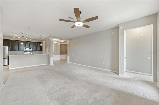 7903 SEMINOLE BOULEVARD 2305, Seminole, FL 33772