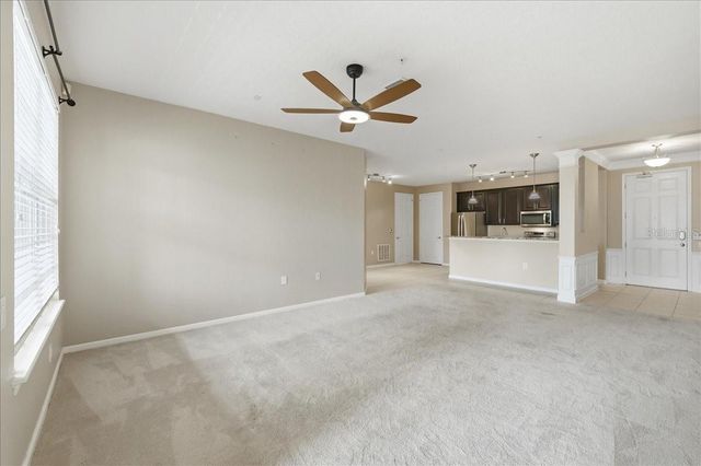 7903 SEMINOLE BOULEVARD 2305, Seminole, FL 33772