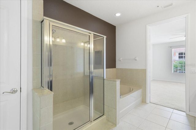 7903 SEMINOLE BOULEVARD 2305, Seminole, FL 33772
