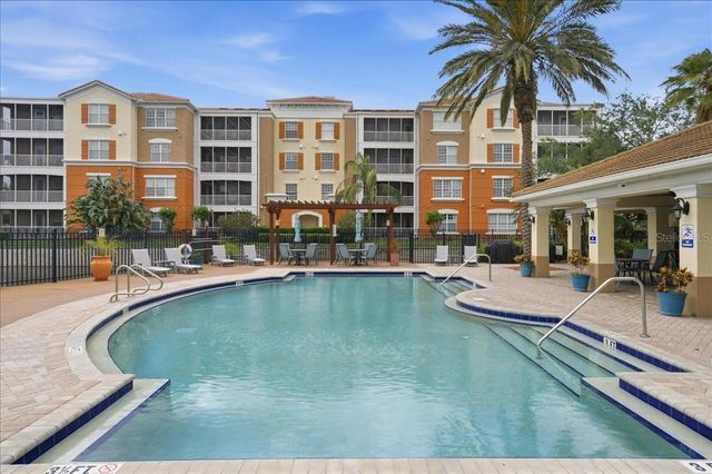 7903 SEMINOLE BOULEVARD 2305, Seminole, FL 33772