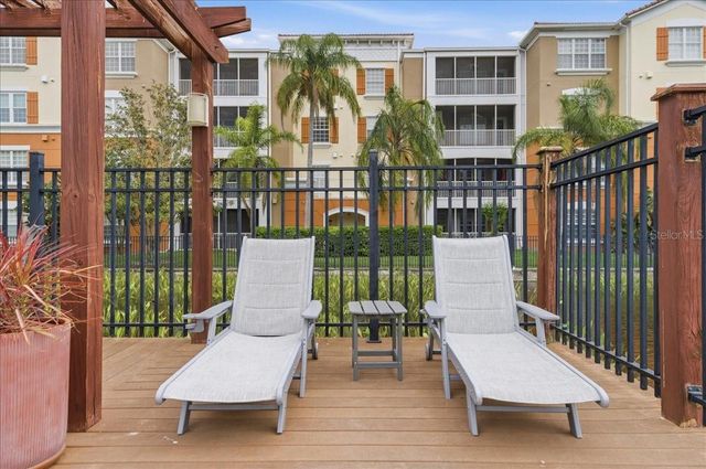 7903 SEMINOLE BOULEVARD 2305, Seminole, FL 33772