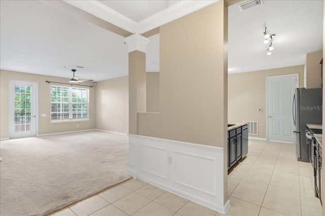 7903 SEMINOLE BOULEVARD 2305, Seminole, FL 33772