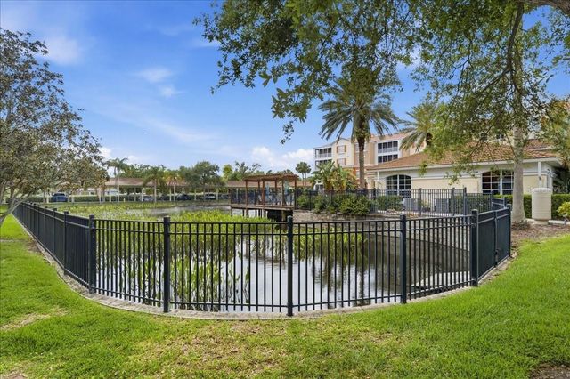 7903 SEMINOLE BOULEVARD 2305, Seminole, FL 33772