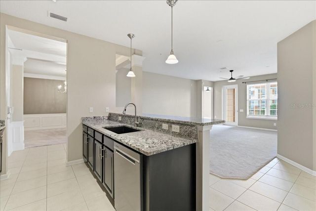 7903 SEMINOLE BOULEVARD 2305, Seminole, FL 33772