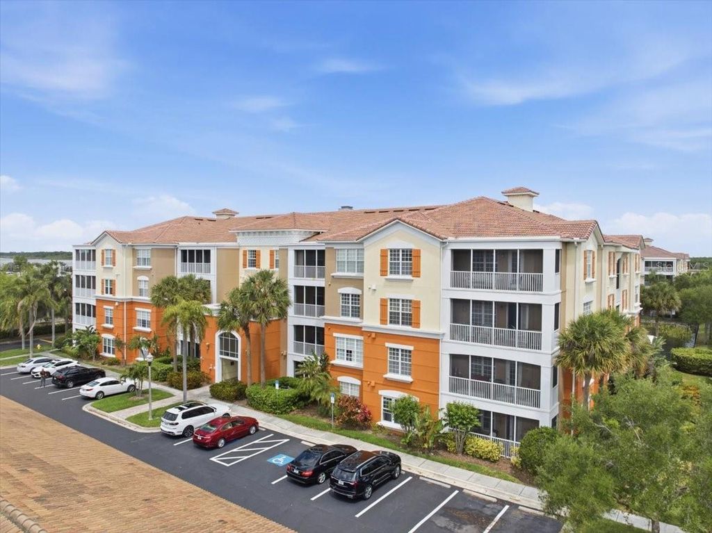 7903 SEMINOLE BOULEVARD 2305, Seminole, FL 33772