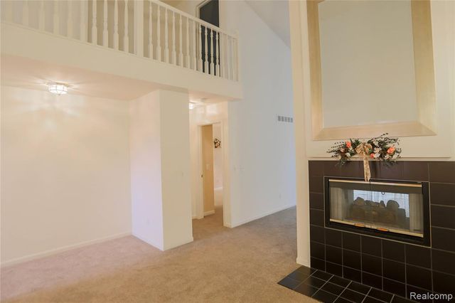 16768 Pearlcreek Court, Macomb, MI 48042