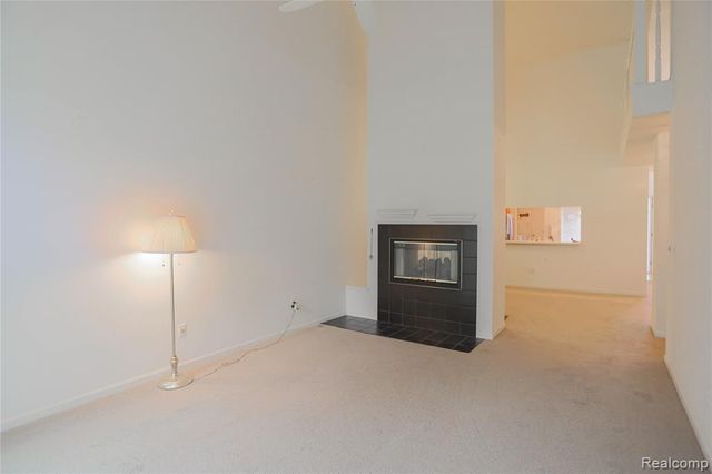 16768 Pearlcreek Court, Macomb, MI 48042