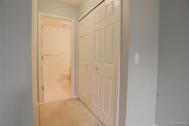 16768 Pearlcreek Court, Macomb, MI 48042