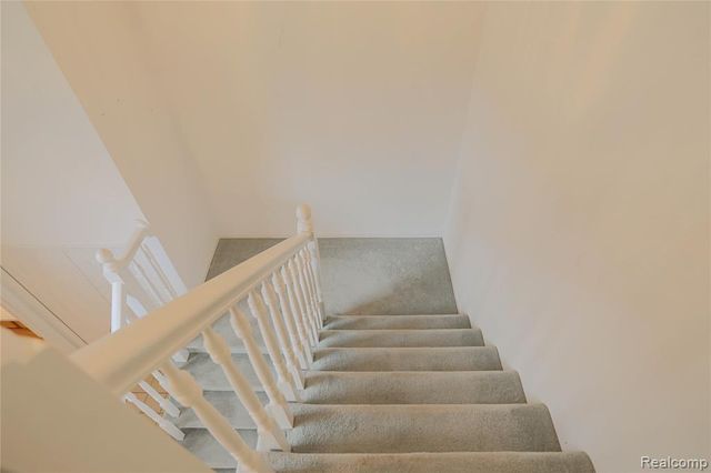 16768 Pearlcreek Court, Macomb, MI 48042