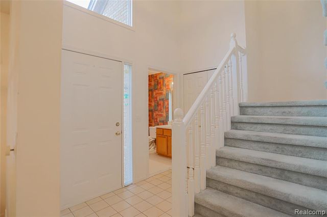 16768 Pearlcreek Court, Macomb, MI 48042