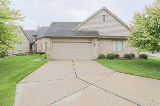 16768 Pearlcreek Court, Macomb, MI 48042