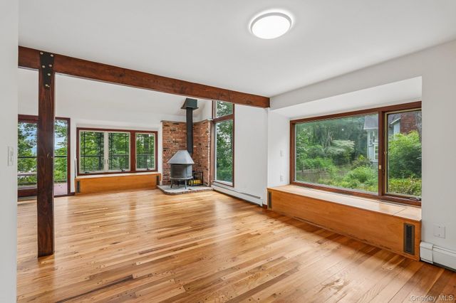 736 Route 9W S, Nyack, NY 10960