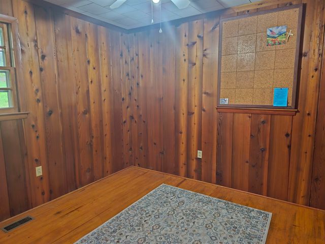 274 Edgewater Road, Inman, SC 29349