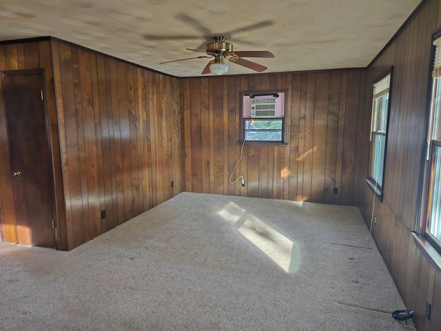 274 Edgewater Road, Inman, SC 29349