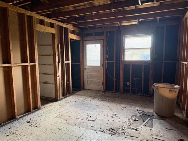 2405 Gardenia Street, Lake Charles, LA 70601