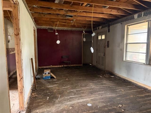 2405 Gardenia Street, Lake Charles, LA 70601