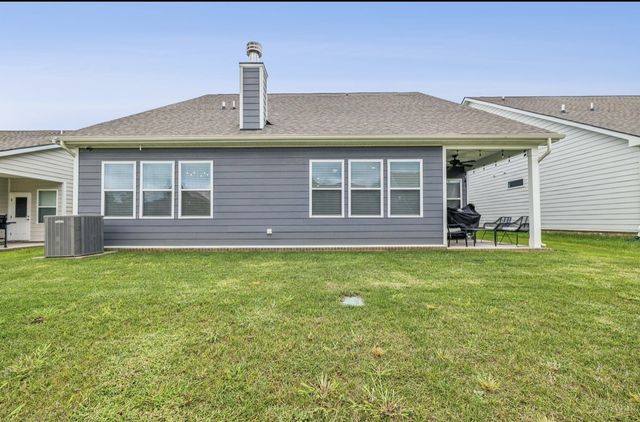 2938 Campanella Dr, Murfreesboro, TN 37128