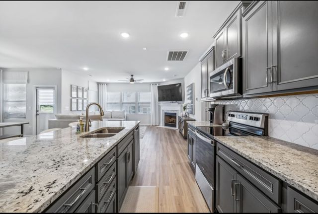 2938 Campanella Dr, Murfreesboro, TN 37128