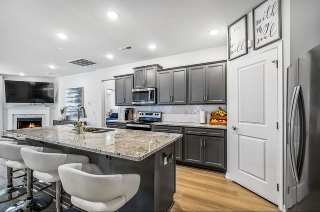 2938 Campanella Dr, Murfreesboro, TN 37128